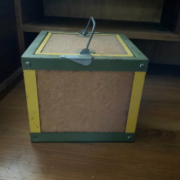 VINTAGE OBERLIN BAIT CANTEEN 7"X6" - Picture 4 of 9